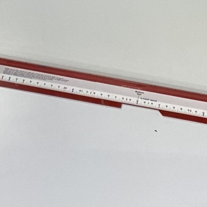 RED STEEL STRAIGHT TOPPER PICKET BUMP BOARD