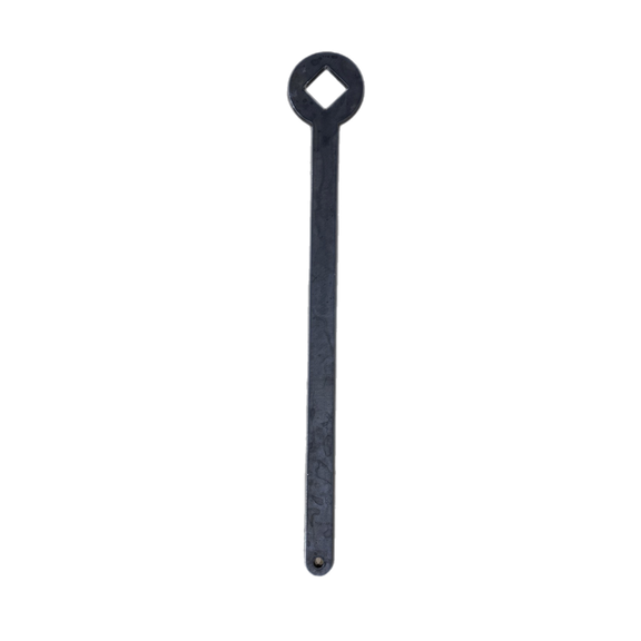 I Post Wrench