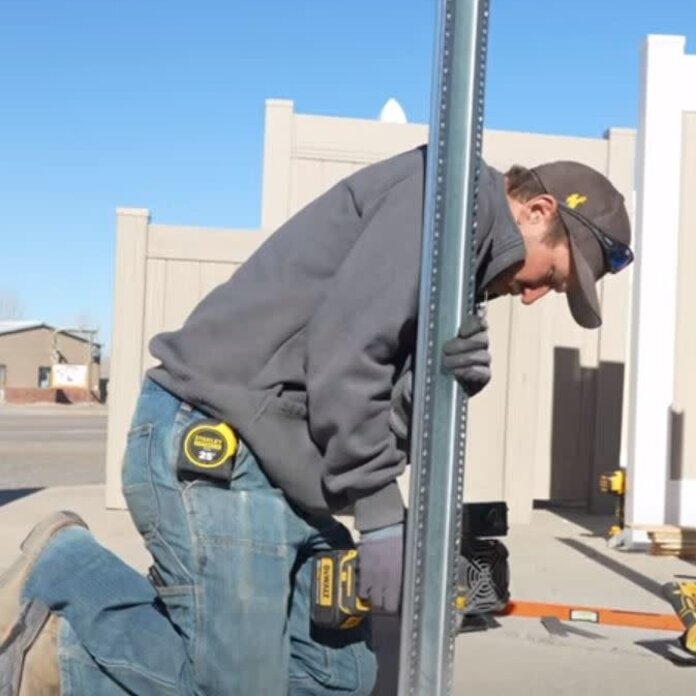 TRIDENT PLUS W/ WELDED BASEPLATE - CONCRETE MOUNT